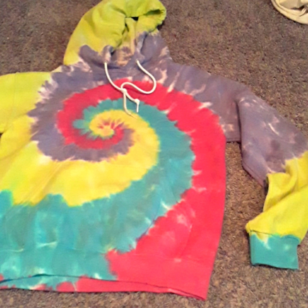 Tye dye unisex Artist Union Hoody NWOT Adult Small